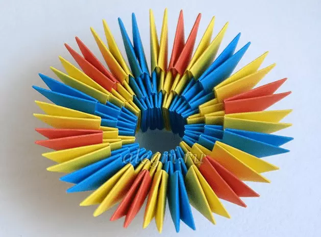Origami-Basket: Modulárny origami z papiera a jednoduchý košík s vlastnými rukami. Ako urobiť košík podľa schémy detí? 27010_20