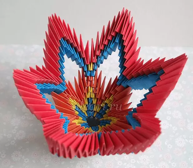 Origami-զամբյուղ: Հավաքովի օրիգամիի թղթից եւ պարզ զամբյուղ սեփական ձեռքերով. Ինչպես կատարել մի զամբյուղի, ըստ սխեմայի երեխաների համար. 27010_24
