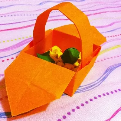 Origami-Basket: Modulárny origami z papiera a jednoduchý košík s vlastnými rukami. Ako urobiť košík podľa schémy detí? 27010_36