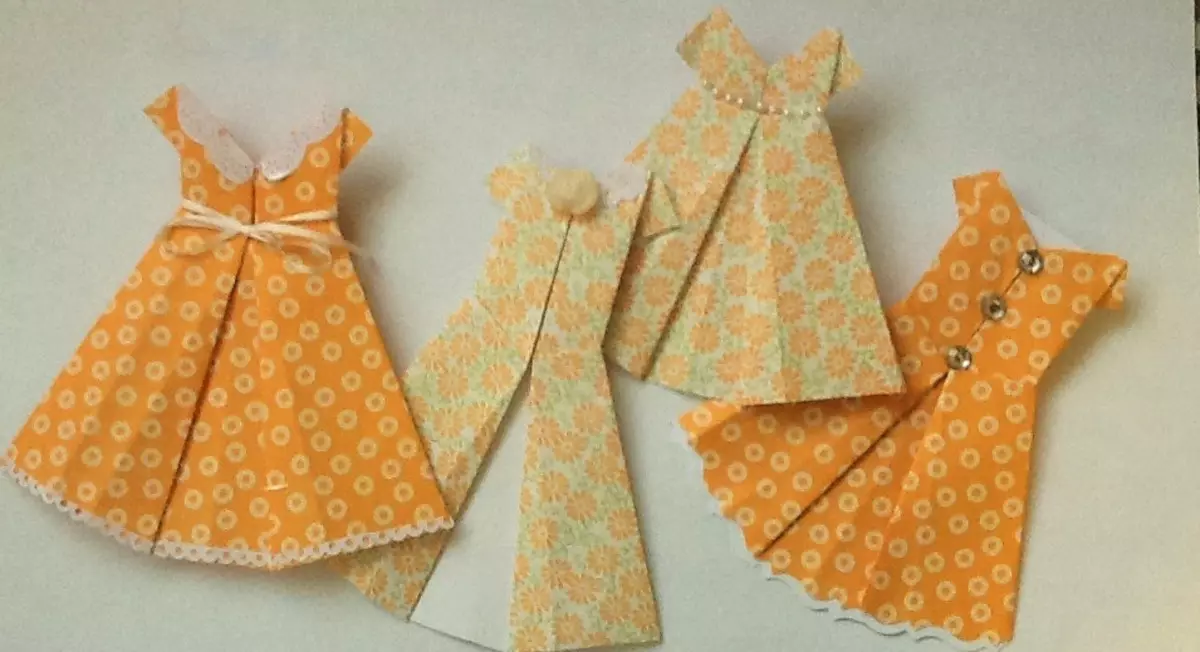 紙の折り紙「ドレス」：子供のためのスキーム。どのように3月8日にお母さんのステップバイパスのためのあなた自身の手で折り紙を作るには？指示に従ってドレスケースを折るする方法？ 27013_21