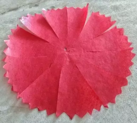 Origami „Karanfil”: kako napraviti cvijet papira s djecom na korak-po-korak upute sa svoje ruke? Proizvodnja modularni origami 23. veljače 27021_23