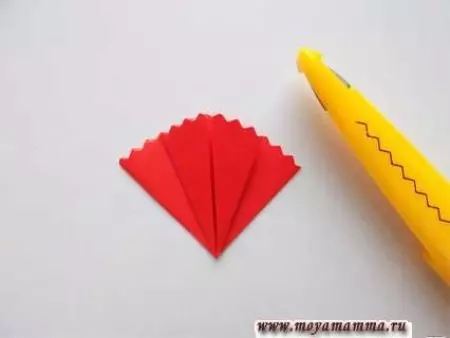 Origami „Karanfil”: kako napraviti cvijet papira s djecom na korak-po-korak upute sa svoje ruke? Proizvodnja modularni origami 23. veljače 27021_9