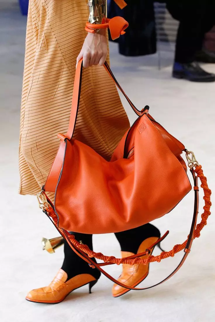 Оранжева торба (50 снимки): Какво да нося 2702_4