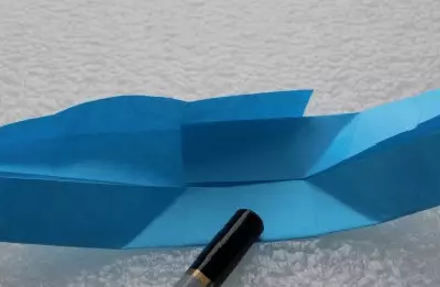 Origami antistress: qho khoom ua si transformer ntawm A4 ntawv, khaub-ncaws nyias phased folding Circuit Court tsis muaj cov kua nplaum. Yuav ua li cas ua tau ntau yam nthuav crafts? 27030_21