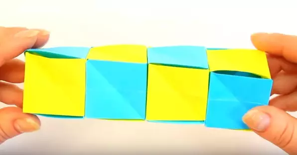 Origami-Antistress: jwèt-transfòmatè soti nan papye A4, lejè plisman konplo san yo pa lakòl. Ki jan yo fè diferan atizana enteresan? 27030_28