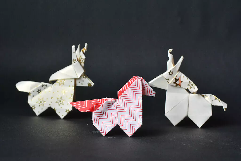 Origami จากกระดาษสำหรับเด็กอายุ 8-9 ปี: โครงร่างแสงแบบทีละขั้นตอนสำหรับเด็กผู้ชายและงานฝีมือสำหรับเด็กผู้หญิงด้วยมือของตัวเองความคิดที่เรียบง่ายสำหรับผู้เริ่มต้น 27047_45