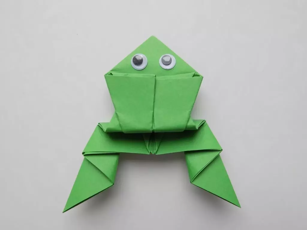 Origami จากกระดาษสำหรับเด็กอายุ 8-9 ปี: โครงร่างแสงแบบทีละขั้นตอนสำหรับเด็กผู้ชายและงานฝีมือสำหรับเด็กผู้หญิงด้วยมือของตัวเองความคิดที่เรียบง่ายสำหรับผู้เริ่มต้น 27047_9