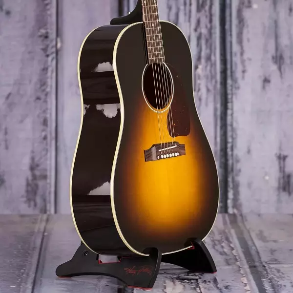 Gibson gitara (34 litrato): electric guitars ug acoustic, baho guitars ug semi-acoustic, les paul ug SG, ang ubang mga modelo ug pagpili sa mga kuldas 27140_7