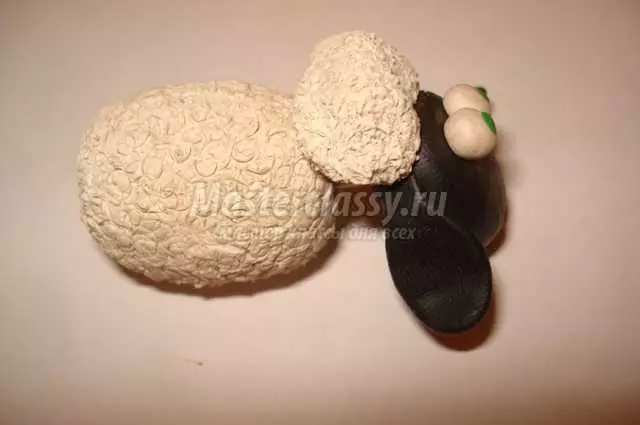 Plasticine lambs at tupa: Paano gumawa ng isang tupa sa mga bata hakbang-hakbang? Shadpno Baran Shadow 27175_24