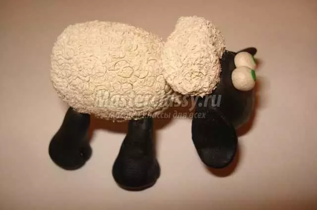 Plasticine lambs at tupa: Paano gumawa ng isang tupa sa mga bata hakbang-hakbang? Shadpno Baran Shadow 27175_31