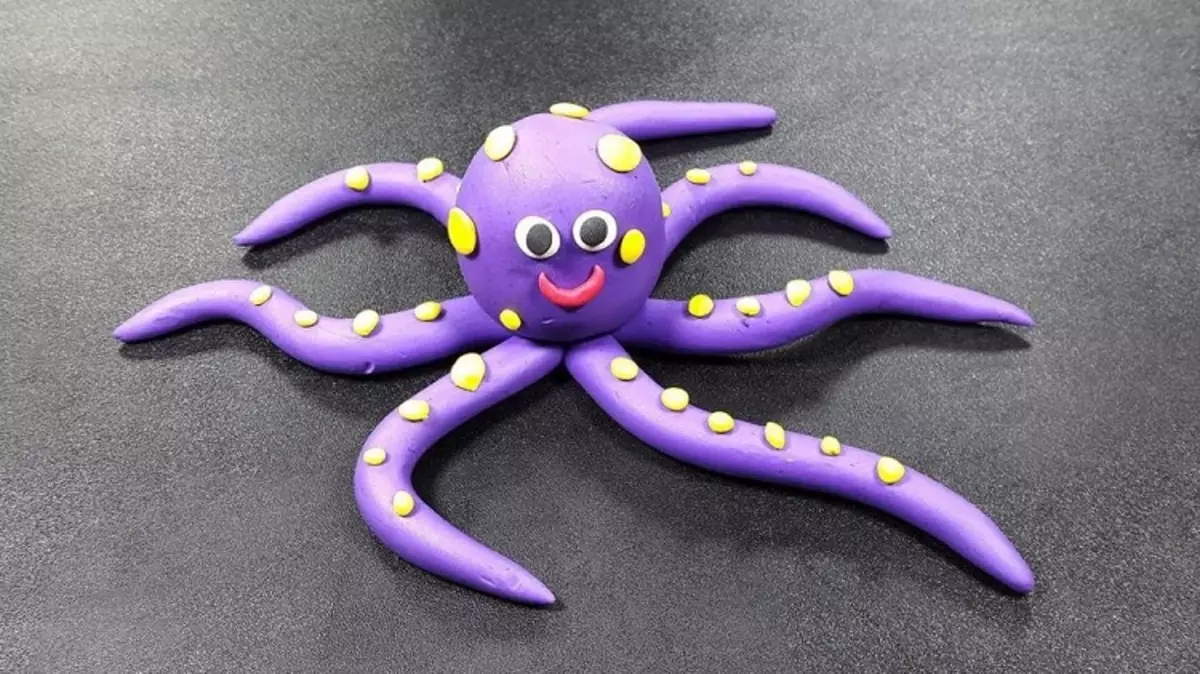 Octopus no plastilīna: kā padarīt to bērnus uz kartona soli pa solim? Kā padarīt lielapjoma astoņkāju posmos? Padomi par ieklāšanas