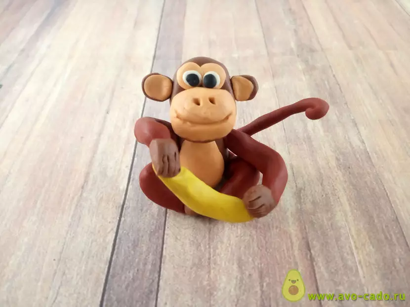 Mono de plastilina: como facer que un simple mono nenos pasen paso a paso? Como facer diferentes figuras en etapas? 27192_23