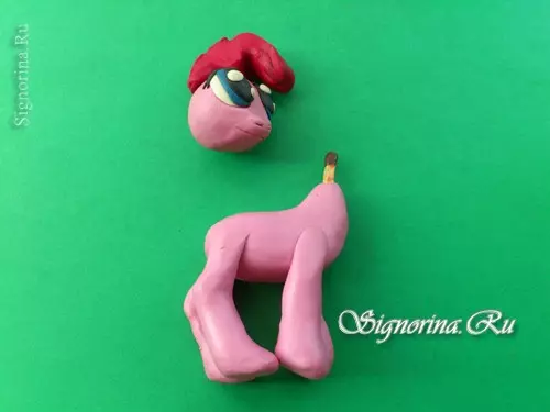Pony fra Plasticine: Sådan laver du en figur Min lille pony trin for trin børn? Hvordan laver man gnistre? Månemodelleringstrin, Smuk lille pony 27201_13