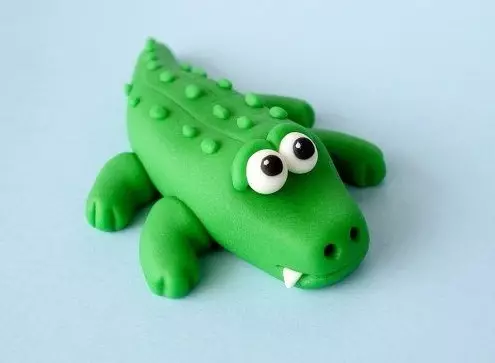 Cá sấu từ plasticine (32 ảnh): Làm thế nào để tạo ra một mô hình cá sấu của trẻ em? Làm thế nào để làm cho nó từ các giai đoạn hình nón? Maspeaze một con cá sấu đơn giản 27202_3