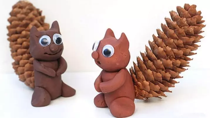 Squirrel napravljena od čunjeva i plastelina: kako napraviti bageri na korak-po-korak djeca master class? Alata i materijala za rad 27210_28
