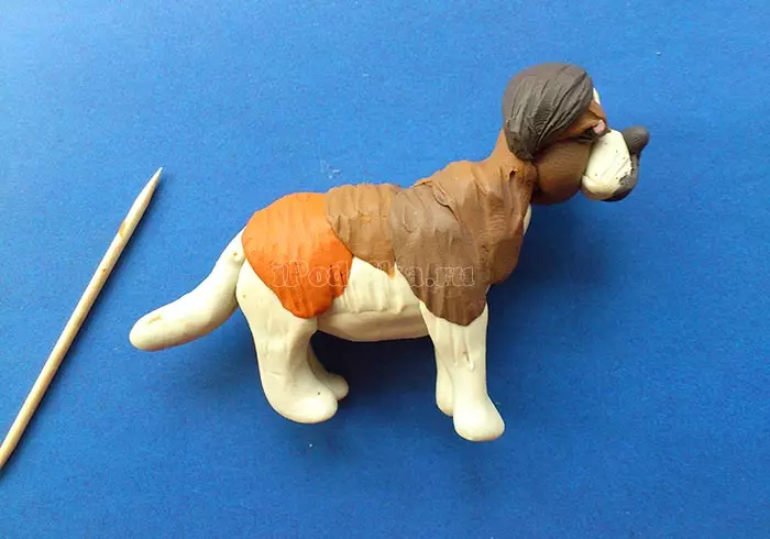 Wie kann ich einen Hund aus Plastilin machen? 88 Foto Wie kann man einen Hund für Kinder aus Eicheln und Plastilin machen? Schritt für Schritt Hülle und andere Figuren 27212_34