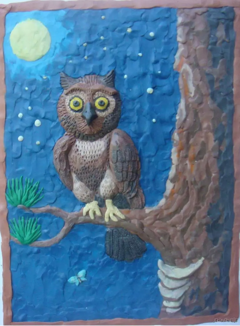 Owl от пластилин (40 снимки): как да се направи, за да го деца на картон стъпка по стъпка да направите? Как да си направим kecking sovuchka със собствените си ръце? Сови Owls от въздуха пластелин 27222_25
