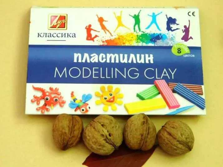 Fox mula sa plasticine (43 mga larawan): Paano gumawa ng isang fastener mula sa plasticine at stakes hakbang-hakbang para sa mga bata? Paano gawin itong baguhan sa iyong sariling mga kamay? 27231_23