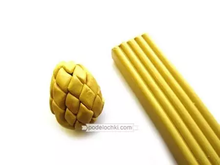 Pineapple from Plasticine: how to make it step by step with children? What do you need to make pineapple? Tips on laying 27235_26
