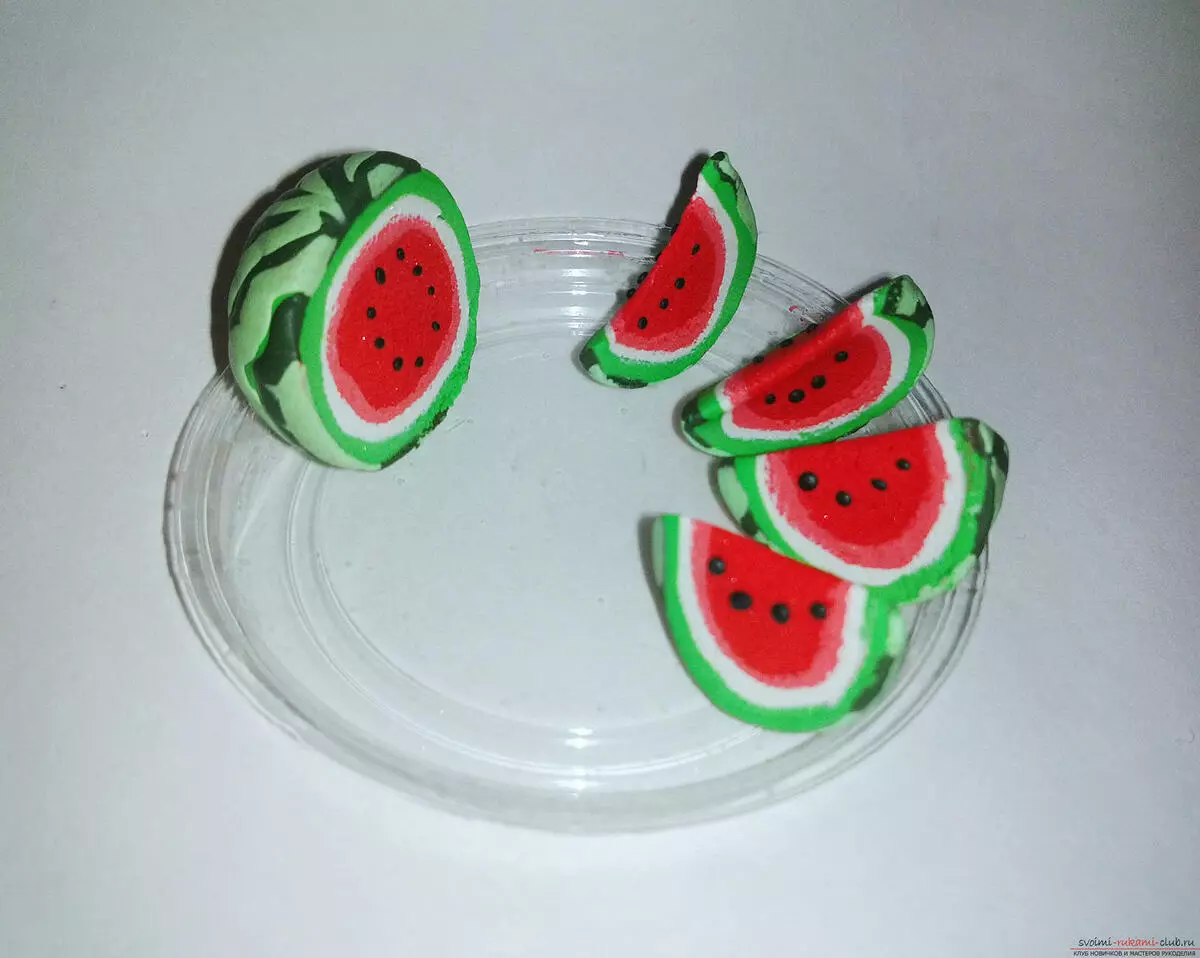 Vattenmelon från plasticine: Hur man gör en slicer av steg till barn? Lucka ett helt vattenmelon steg för steg. Vad behöver du för att göra vattenmelonen?