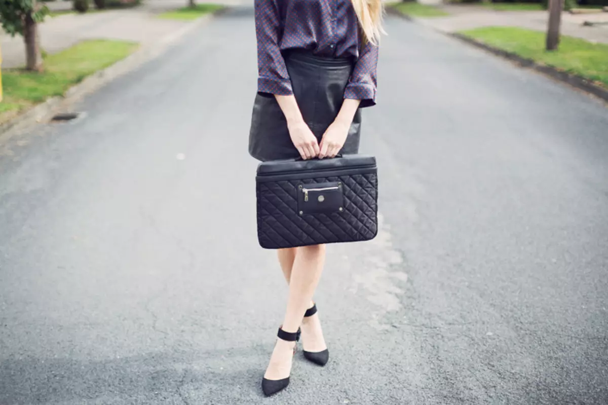 Bag-Portfolio (72 fotografií): Business Dámske modely 2725_26