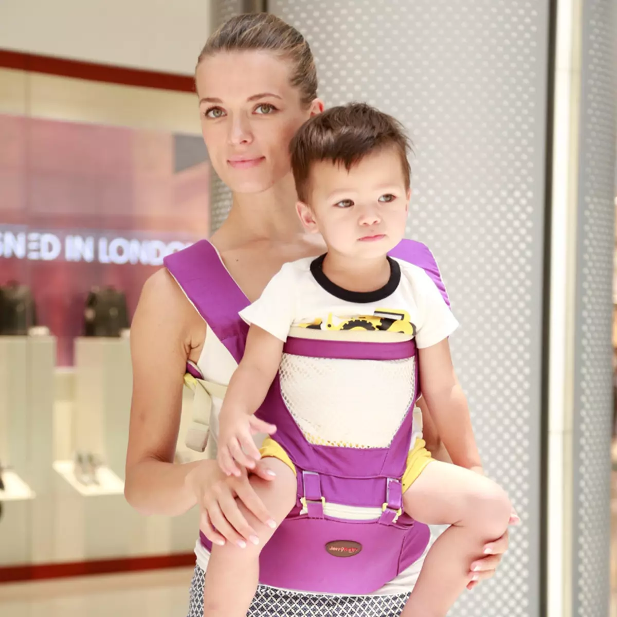 Bir yenidoğan için çanta taşıyan (80 fotoğraflar): bebek için taşınabilir model, yorumlar 2732_41