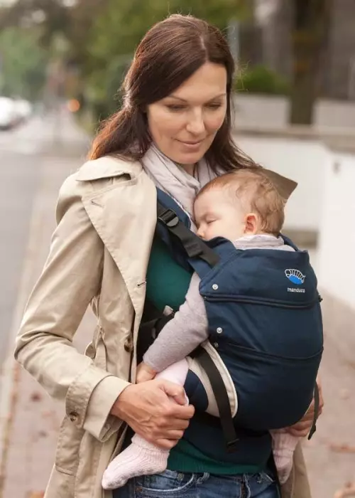 Bir yenidoğan için çanta taşıyan (80 fotoğraflar): bebek için taşınabilir model, yorumlar 2732_42