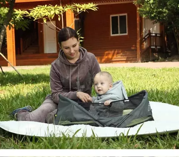 Bir yenidoğan için çanta taşıyan (80 fotoğraflar): bebek için taşınabilir model, yorumlar 2732_75