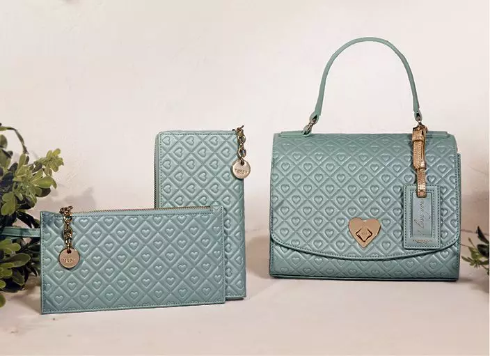 Tosca Blu kotid (61 fotot): Naiste mudelid brändi 2759_3