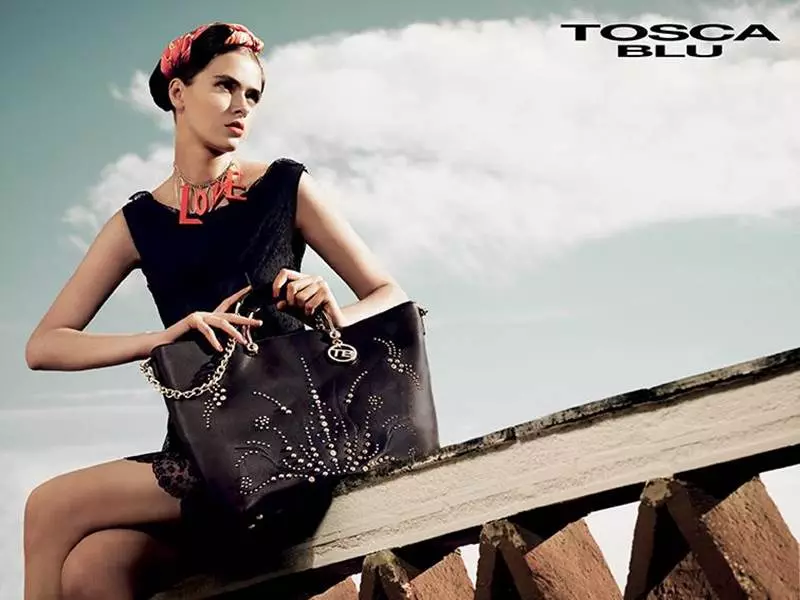 Tosca Blu Bags (61 φωτογραφίες): Γυναικεία μοντέλα από το εμπορικό σήμα 2759_48