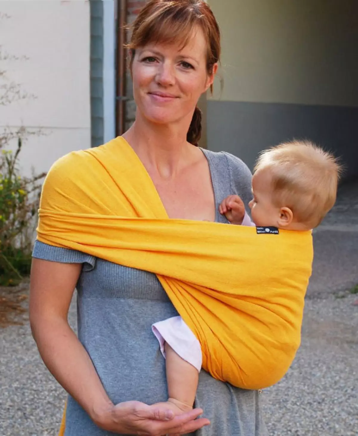 Sac kangourou (67 photos): modèles pour un nouveau-né et enfants chicco 2774_53