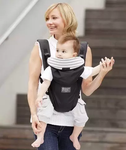 Kangaroo Bag (67 foto's): Modellen voor een pasgeboren baby en kinderen Chicco 2774_61