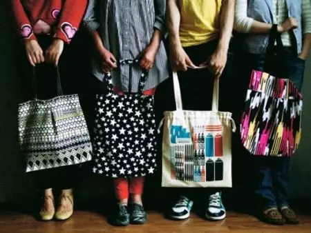 Текстильні сумки (86 фото): жіночі стильні складні сумки з текстилю, бренд Moshna 2775_49