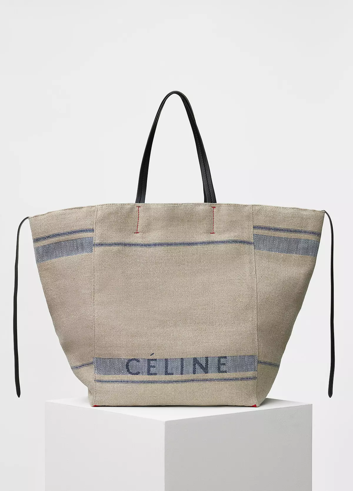 Celine Bags (77 bilder): Kvinnors modeller, hur man skiljer originalet 2779_22