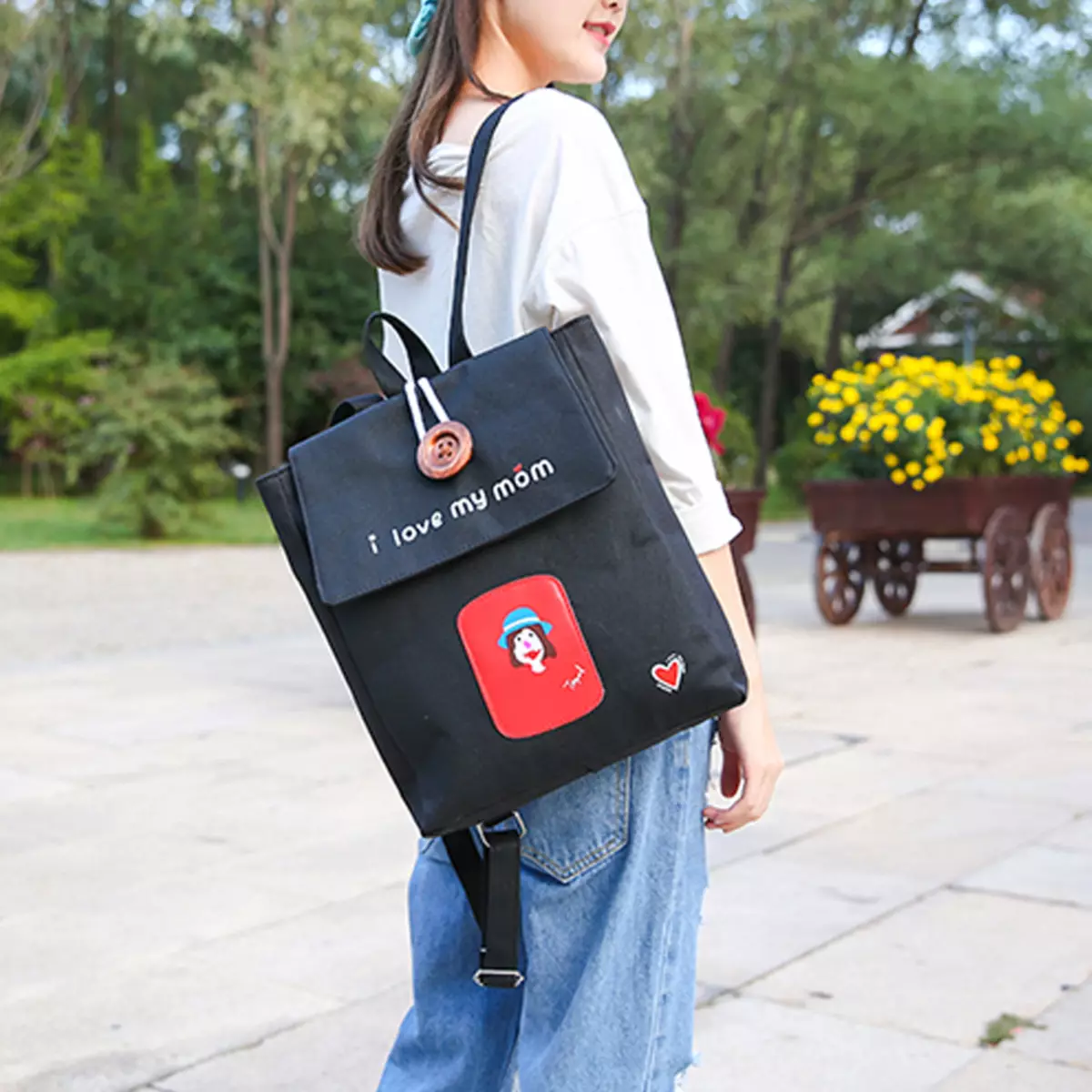 Bag-backpack wanita (96 foto): Apa kanggo nyandhang model kanggo ibu saka kain lan pemuda, kanggo laptop lan rodha, kanggo kutha lan pantai 2797_21