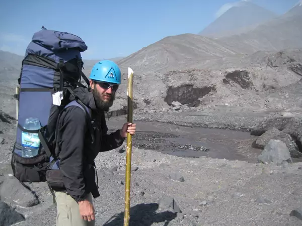 Bag-backpack wanita (96 foto): Apa kanggo nyandhang model kanggo ibu saka kain lan pemuda, kanggo laptop lan rodha, kanggo kutha lan pantai 2797_41