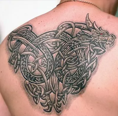 Tatuaggio con draghi (68 foto): schizzi e valori. Tatuaggi a portata di mano e sulla spalla, sul retro e sull'anca, sul collo e sulla gamba, sull'avambraccio e su altre parti del corpo 279_24