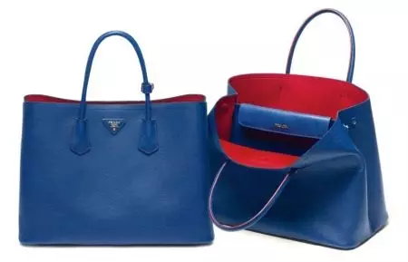 Prada saco (92 fotos): modelos de couro feminino, custo, como distinguir com pequenos sacos falsos, bolsa dupla 2803_70
