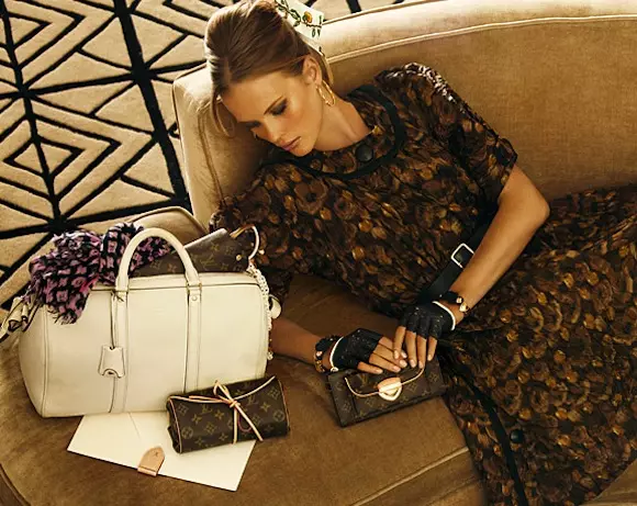 Louis Vuitton táskák (100 fotók): Louis Vuitton Eredeti, Női, Útmodell, Bőr termékek 2809_28