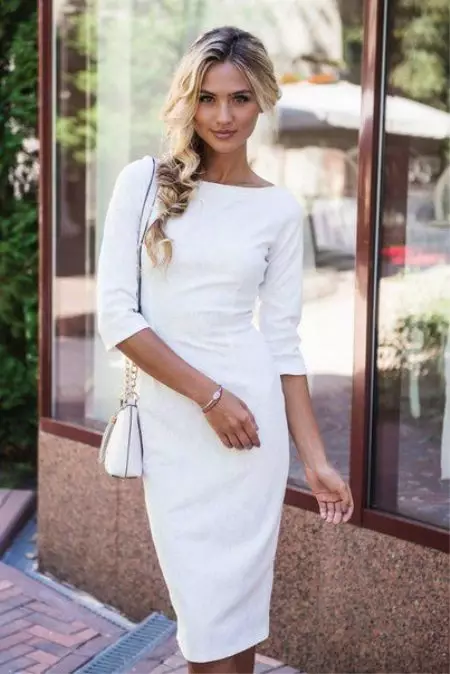 Bolsa Branca (104 fotos): Que usar a femia a partir de tapicería e coiro, como limpar os modelos sobre o ombreiro, comentarios 2828_94