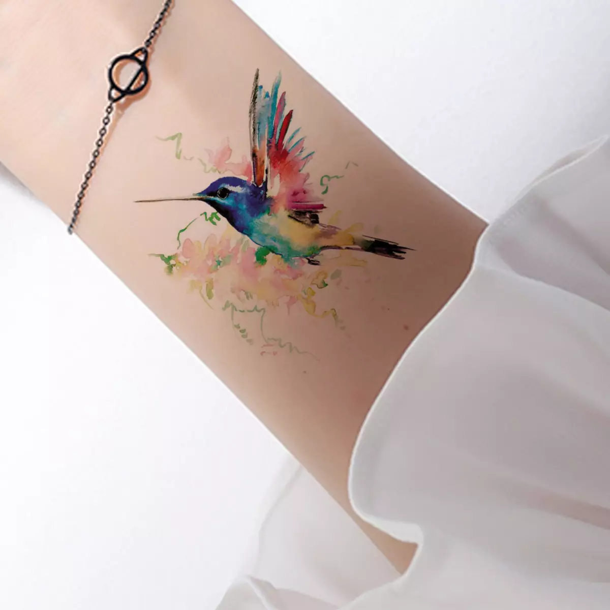 Tetovanie: Náčrtky pre dievčatá. Tetovanie na ruke a na ramená, malé a veľké. Jemné kvety a iné ženské a sofistikované tetovanie 282_22