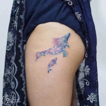 Tetovanie: Náčrtky pre dievčatá. Tetovanie na ruke a na ramená, malé a veľké. Jemné kvety a iné ženské a sofistikované tetovanie 282_23