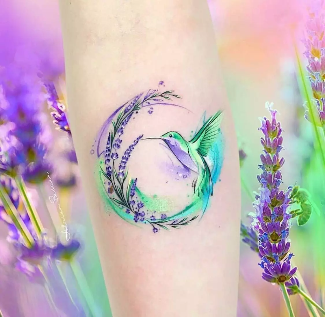 Tetovanie: Náčrtky pre dievčatá. Tetovanie na ruke a na ramená, malé a veľké. Jemné kvety a iné ženské a sofistikované tetovanie 282_34