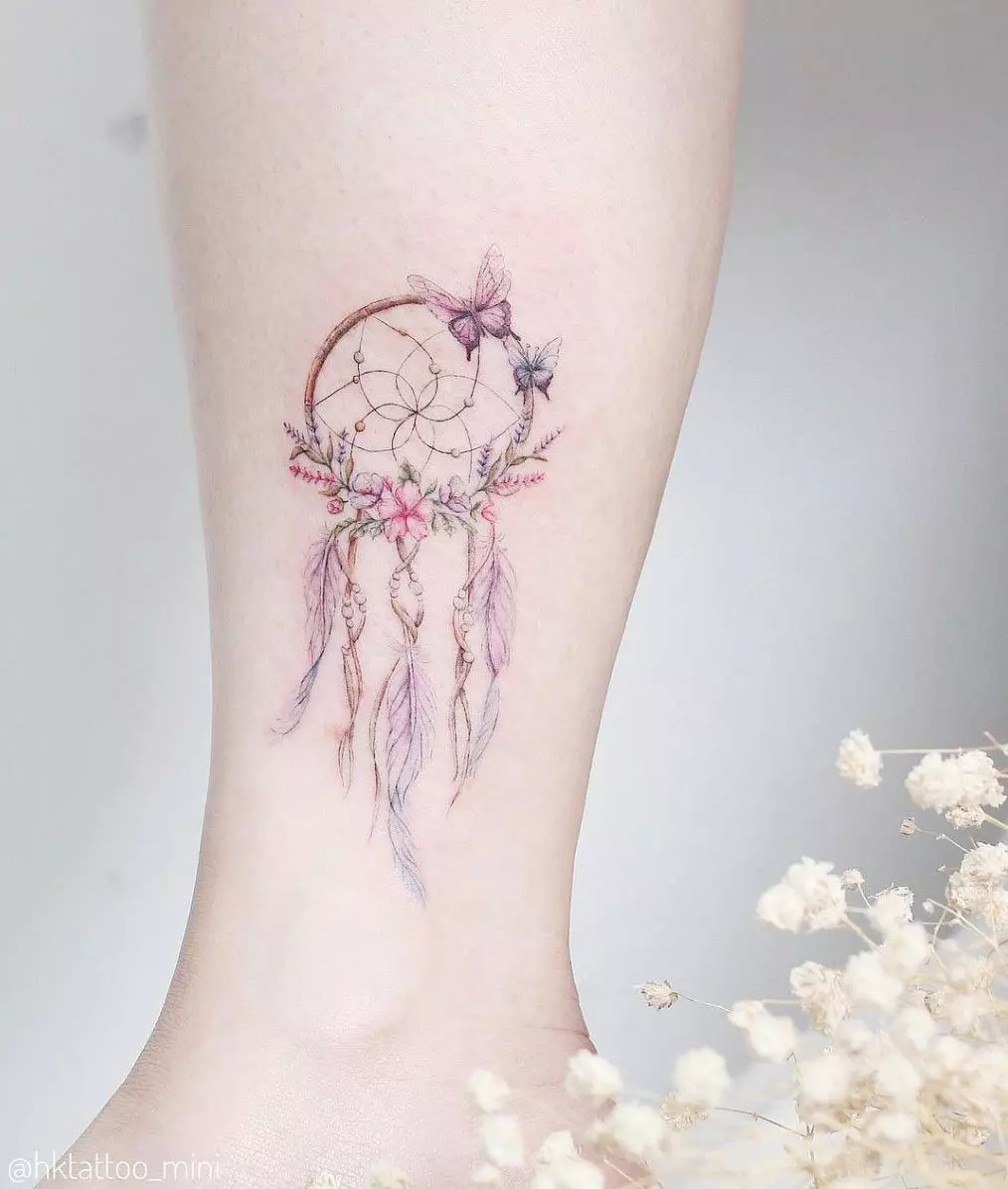 Konkursa tetovējums: skices meitenēm. Tetovējumi uz rokas un uz pleciem, maziem un lieliem. Maigi ziedi un citi sievišķīgi un izsmalcināti tetovējumi 282_9