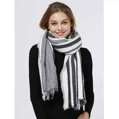 Striped scarf (picha 39): nini kuvaa knit na knitted Kiingereza bendi bendi scarf 2851_10