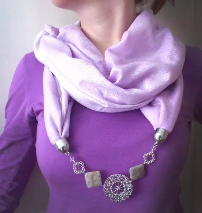 Schal-Halskette (29 Fotos): Modelle mit Perlen, Wie trägt man 2869_18