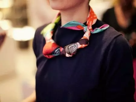 Schal-Halskette (29 Fotos): Modelle mit Perlen, Wie trägt man 2869_8