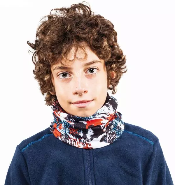 BANDANA SCARF (47 fotiek): Neckband s lebkou, Cervikálny Bandana Buff, Ako nosiť šatku-Bandan 2876_36