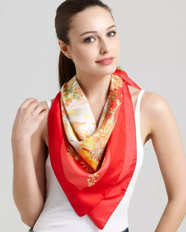Silk tørklæde (42 billeder): Kvinders smukke modeller, hvordan man bærer, fra naturlig silke 2880_3
