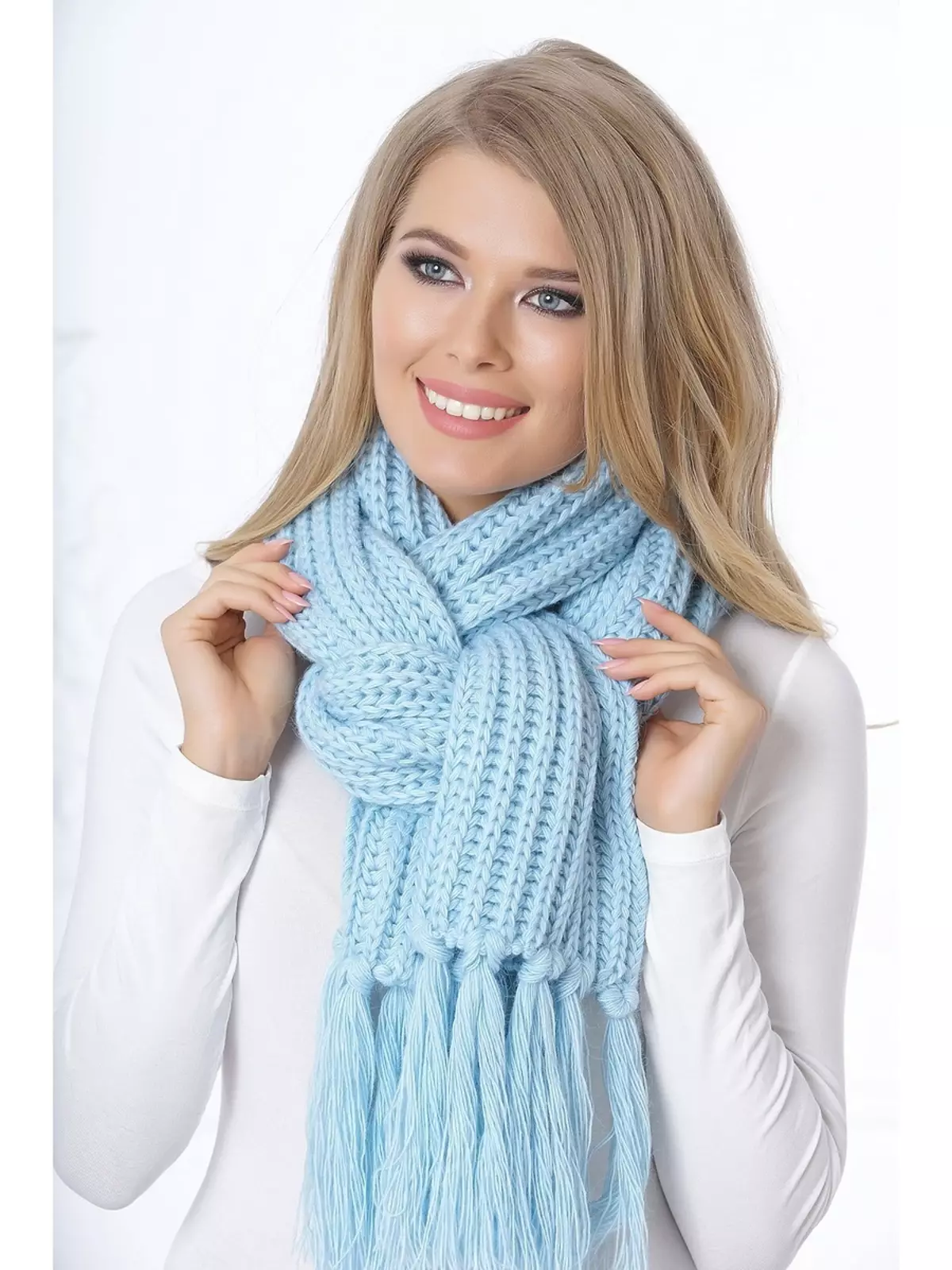 Красивый шарф связанный. Вязаные шарфы. Шарфы женские вязаные. Красивый шарф. Вязание шарфа.